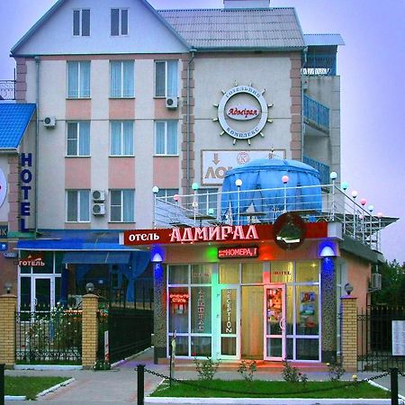 Admiral Hotel Szkadovszk Kültér fotó