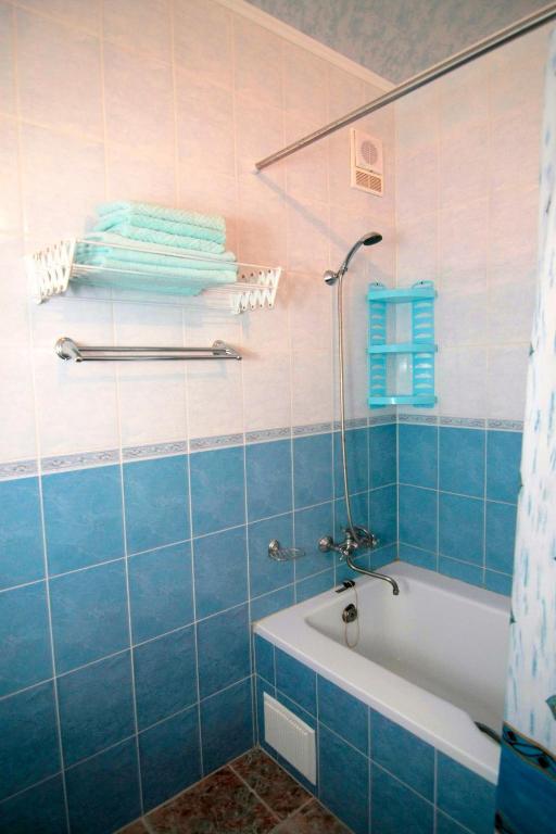 Admiral Hotel Szkadovszk Szoba fotó