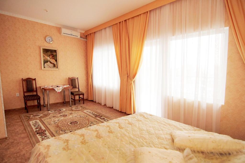 Admiral Hotel Szkadovszk Szoba fotó