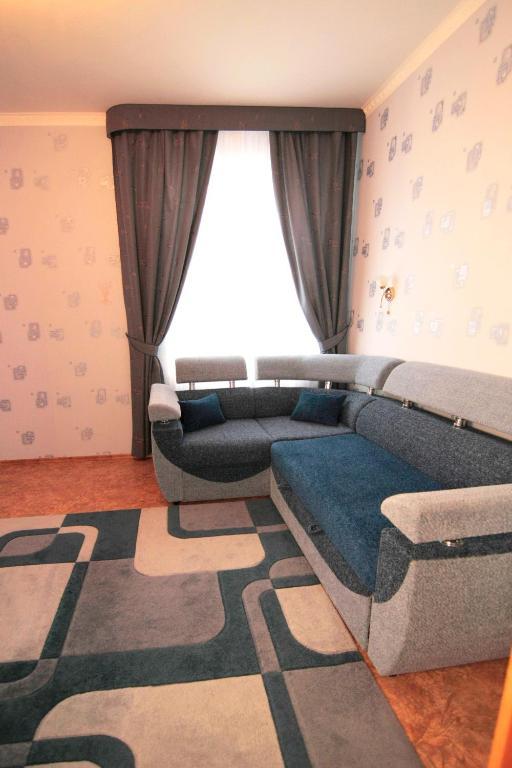 Admiral Hotel Szkadovszk Szoba fotó