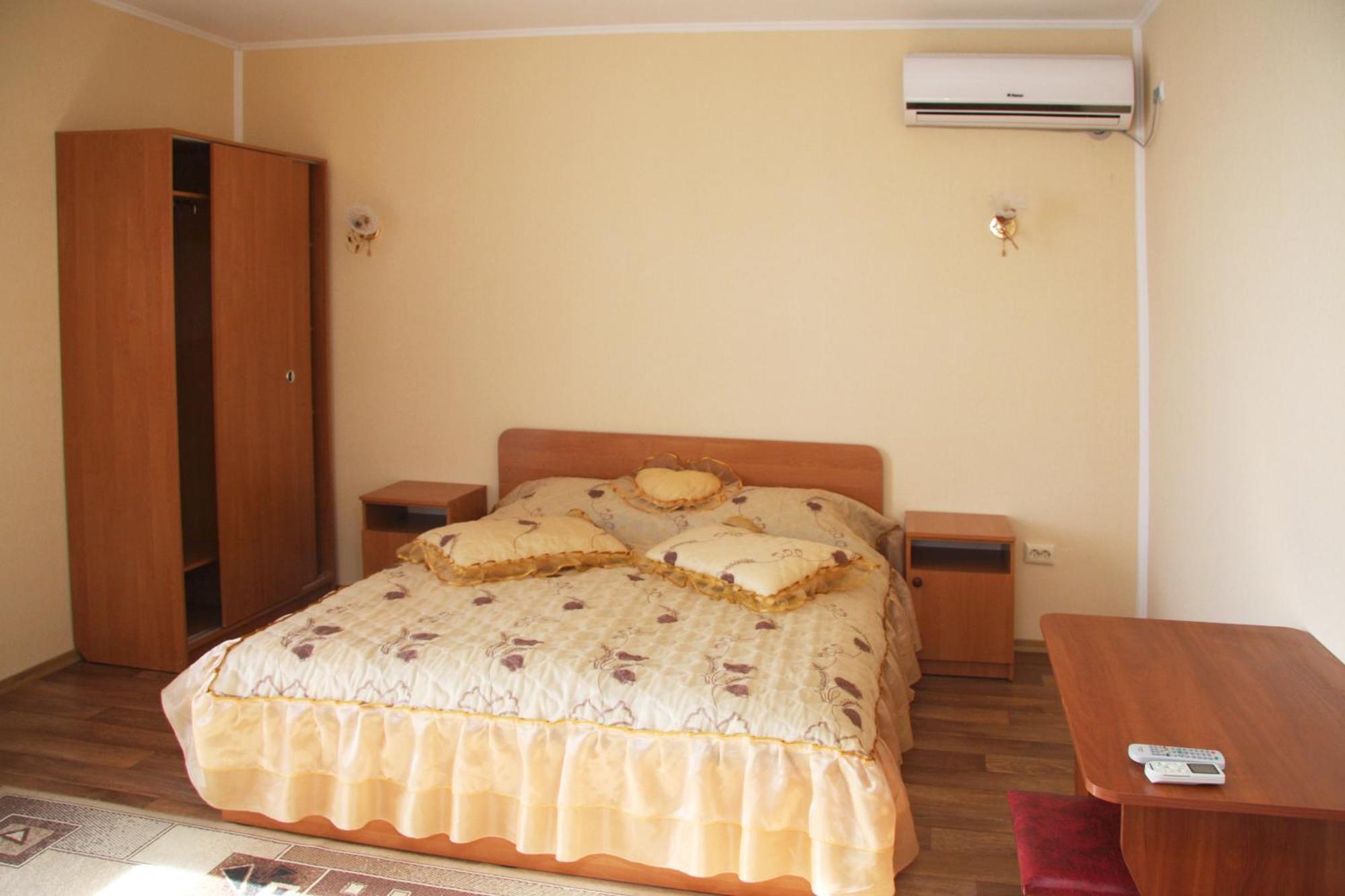 Admiral Hotel Szkadovszk Kültér fotó