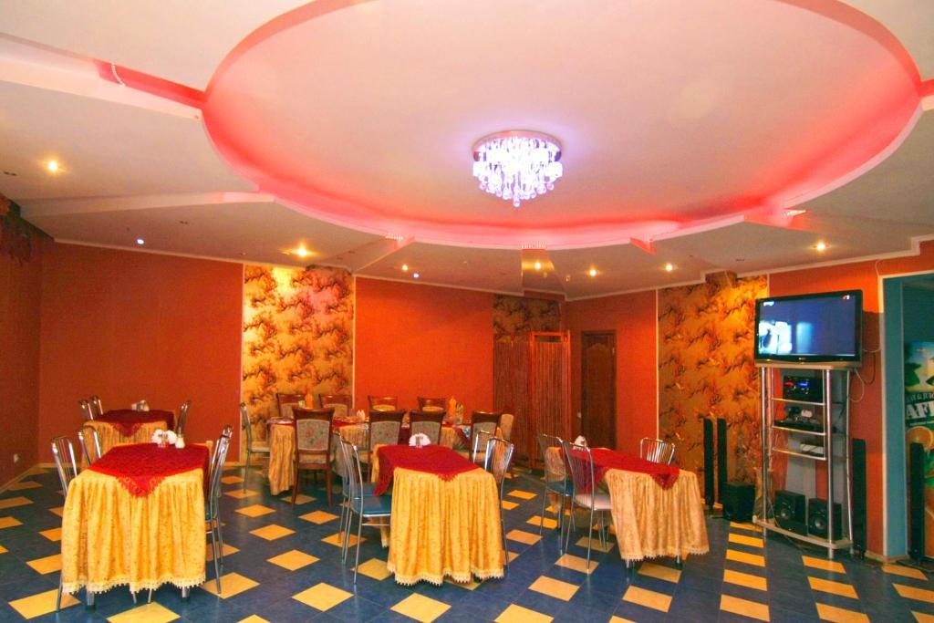 Admiral Hotel Szkadovszk Kültér fotó