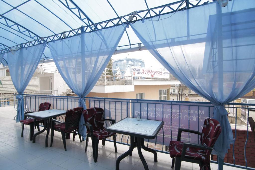 Admiral Hotel Szkadovszk Kültér fotó