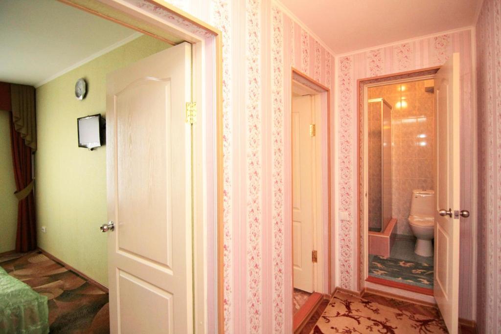 Admiral Hotel Szkadovszk Kültér fotó